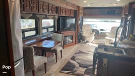 2015 Winnebago Adventurer 38Q, $ 64,995
