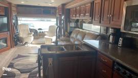 2015 Winnebago Adventurer 38Q, $ 64,995