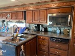 2015 Winnebago Adventurer 38Q, $ 64,995