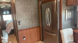 2015 Winnebago Adventurer 38Q, $ 64,995