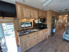 2018 Renegade 3000XM, $ 375,000