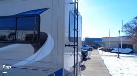 2020 Thor Motor Coach Chateau 24BL, $ 70,000