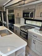2023 Keystone Montana 3781RL, $ 68,900