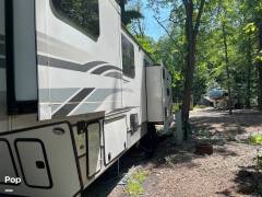 2023 Keystone Montana 3781RL, $ 68,900