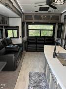 2023 Keystone Montana 3781RL, $ 68,900