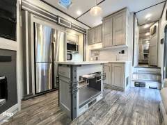 2022 Keystone Fuzion 373 Toy Hauler, $ 66,700