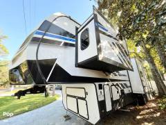 2022 Keystone Fuzion 373 Toy Hauler, $ 66,700
