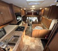 2017 Coachmen Leprechaun 260RS, $ 46,500