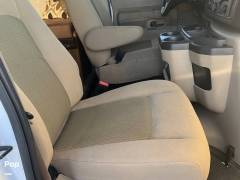 2017 Coachmen Leprechaun 260RS, $ 46,500