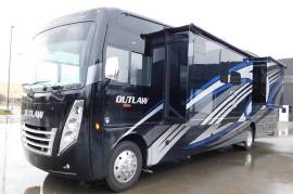 2023 Thor Motor Coach Outlaw 38KB, $ 190,000