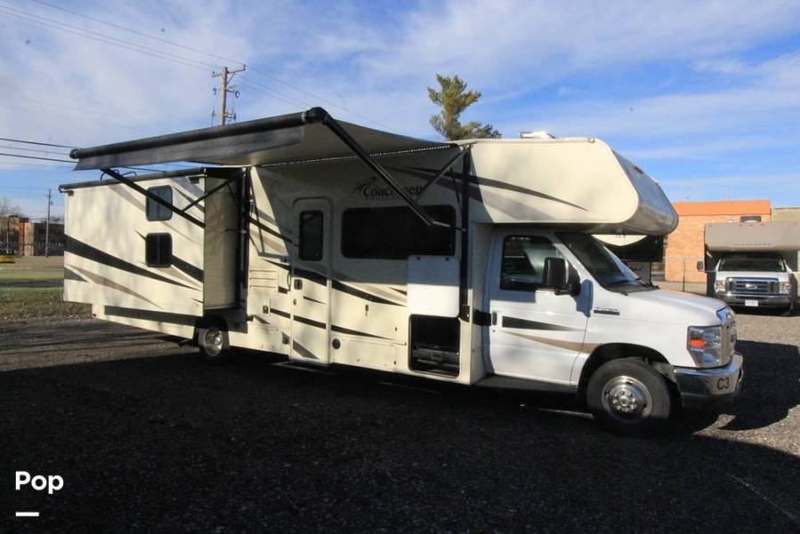 2020 Coachmen Freelander 31BH, $ 49,000