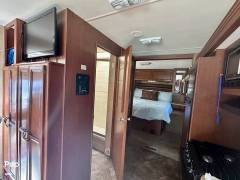 2014 Thor Motor Coach A.C.E. 29.2, $ 25,000