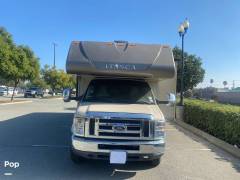 2015 Itasca Spirit Silver 31KP, $ 68,888