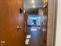 2015 Itasca Spirit Silver 31KP, $ 68,888