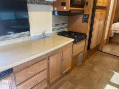 2015 Itasca Spirit Silver 31KP, $ 68,888