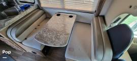 2018 Thor Motor Coach Freedom Elite 26HE, $ 63,000