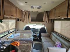2018 Thor Motor Coach Freedom Elite 26HE, $ 63,000