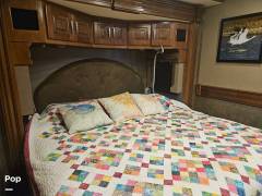 2014 Fleetwood Discovery 40E, $ 114,990