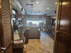 2014 Fleetwood Discovery 40E, $ 114,990
