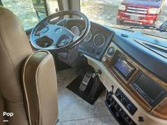 2014 Fleetwood Discovery 40E, $ 114,990