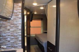 2017 Thor Motor Coach Gemini 23TB, $ 65,600