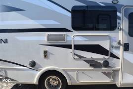 2017 Thor Motor Coach Gemini 23TB, $ 65,600