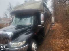 2012 Gulf Stream SuperNova 6400, $ 78,000