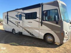 2015 Winnebago Vista 30T, $ 66,000