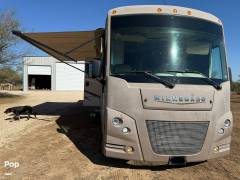 2015 Winnebago Vista 30T, $ 66,000