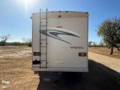 2015 Winnebago Vista 30T, $ 66,000