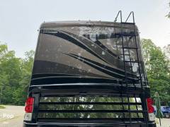 2018 Newmar Canyon Star 3710, $ 129,900