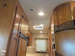 2017 Jayco Melbourne 24M, $ 55,500