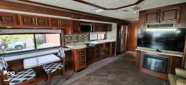 2019 Fleetwood Pace Arrow LXE 38F, $ 133,000