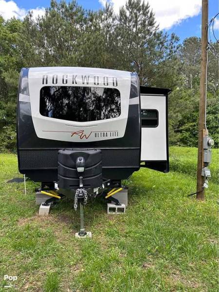 2022 Rockwood Ultra-Lite 2912BS, $ 34,000