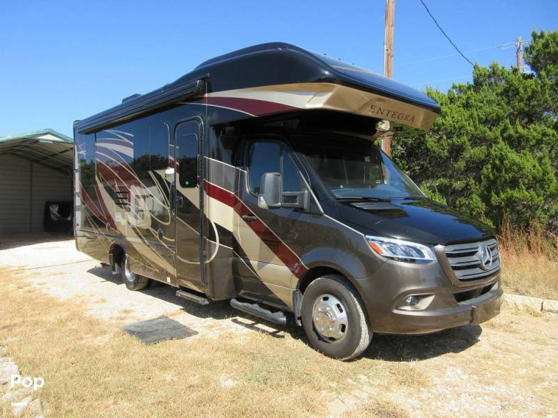 2020 Entegra Qwest 24L, $ 99,900