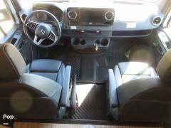 2020 Entegra Qwest 24L, $ 99,900