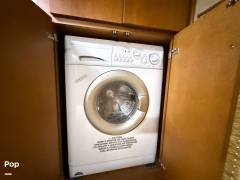 2008 Winnebago Destination 39W, $ 59,000