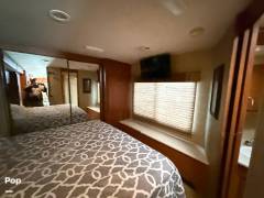 2008 Winnebago Destination 39W, $ 59,000