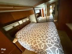 2008 Winnebago Destination 39W, $ 59,000