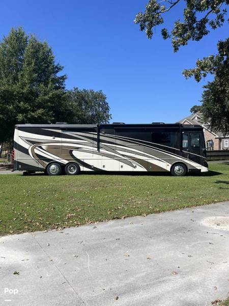 2016 Newmar Ventana 4369, $ 159,900