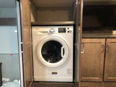 2022 Winnebago Adventurer 35F, $ 166,000