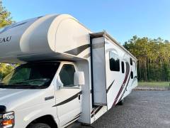 2016 Thor Motor Coach Chateau 31E, $ 39,900