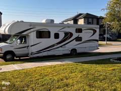 2016 Thor Motor Coach Chateau 31E, $ 39,900
