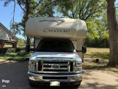 2015 Thor Motor Coach Chateau 31W, $ 47,000