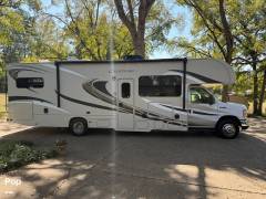 2015 Thor Motor Coach Chateau 31W, $ 47,000