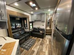 2021 Keystone Fuzion 379, $ 70,000