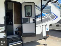 2021 Keystone Fuzion 379, $ 70,000