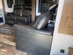 2021 Keystone Fuzion 379, $ 70,000