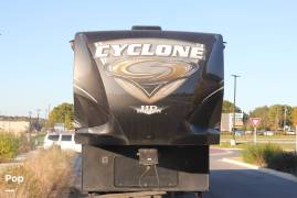 2014 Heartland Cyclone 3950 Toy Hauler, $ 31,900