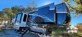 2022 Heartland Landmark 365 LM Lafayette, $ 94,900
